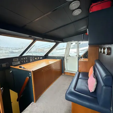 Yacht Laetitia Delta Botel *